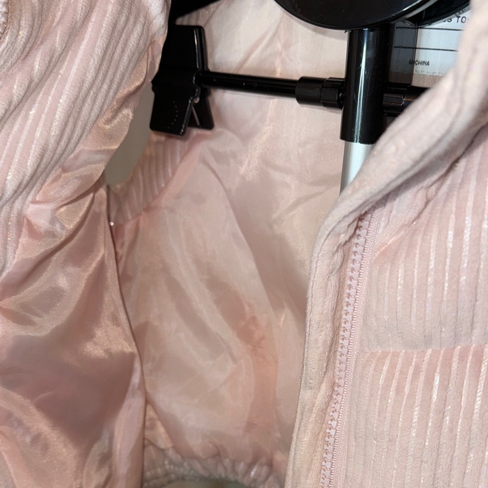 NWOT Pink Corduroy With Shine Kids Puffer Vest Size 2-3 Cozy Fall/Spring - Picture 4 of 6